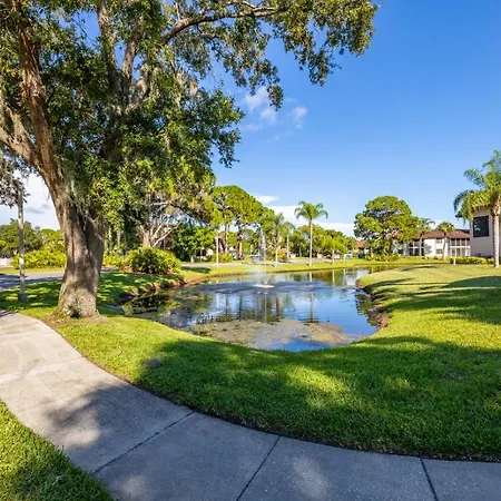 Shorewalk Full Condo Lake View Near To Beach Img